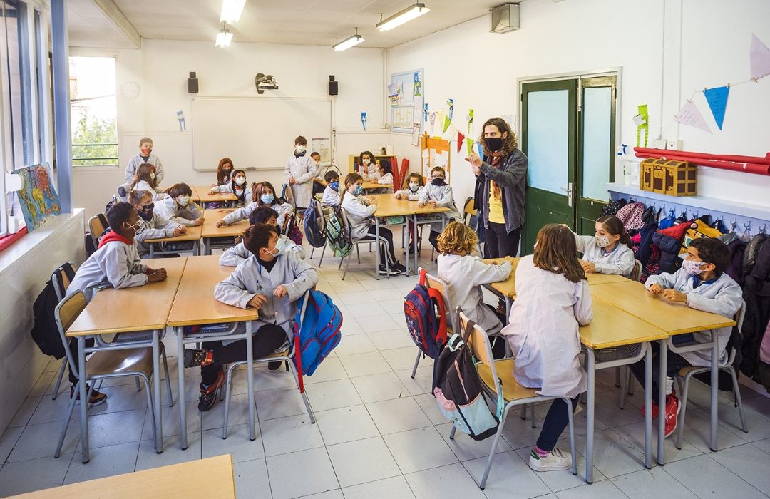 Alumnes Escola FEDAC Sant Andreu Fotografia Enrique Marco.